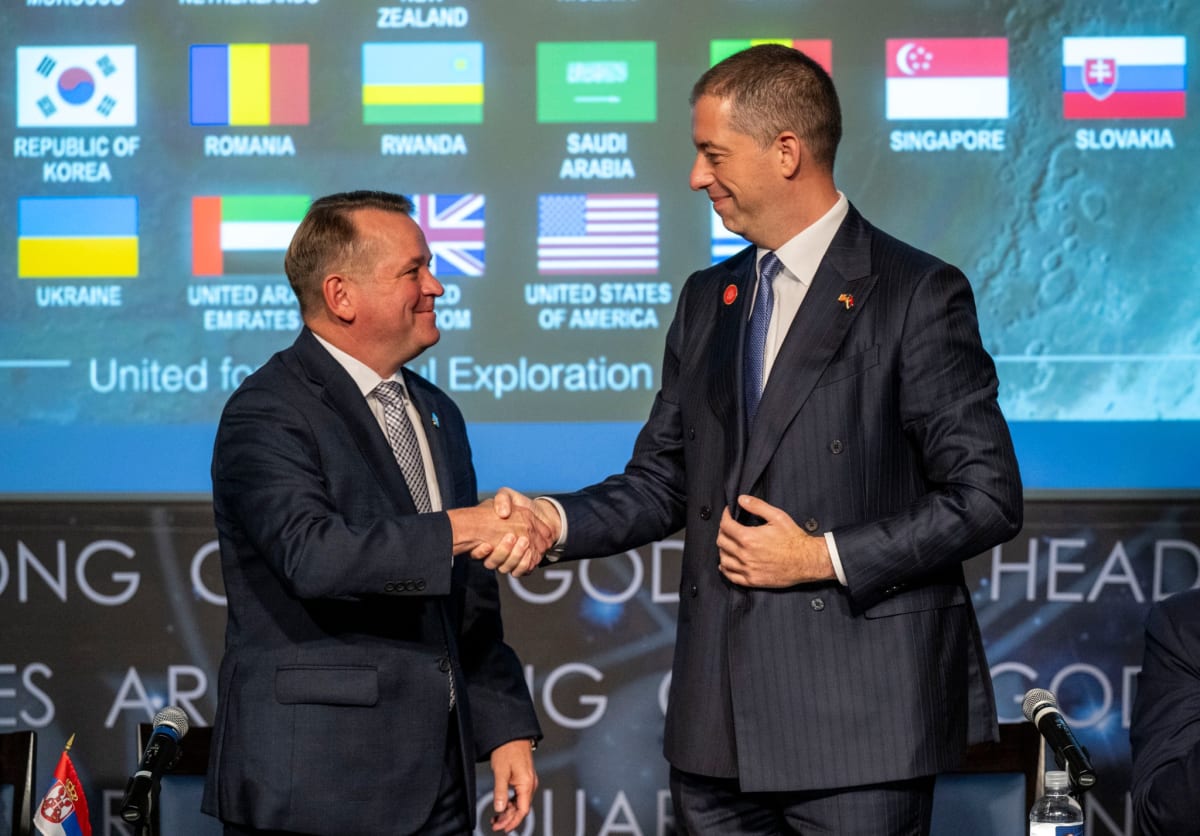 Serbia Joins 68 Nations in NASA's Moon Exploration Pact - Image 2