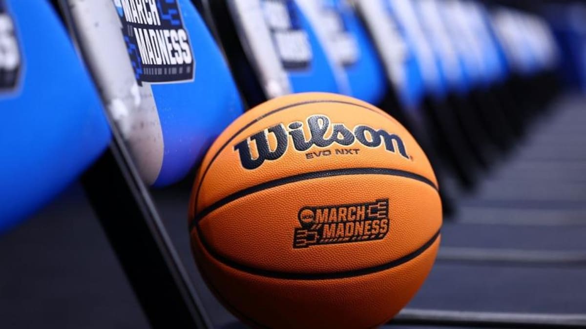 Gannon Wins First-Ever Basketball Championship 84-61 - Image 5