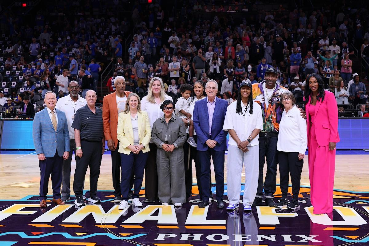 Women's Basketball Hall of Famers Honored at Phoenix Final Four - Image 2