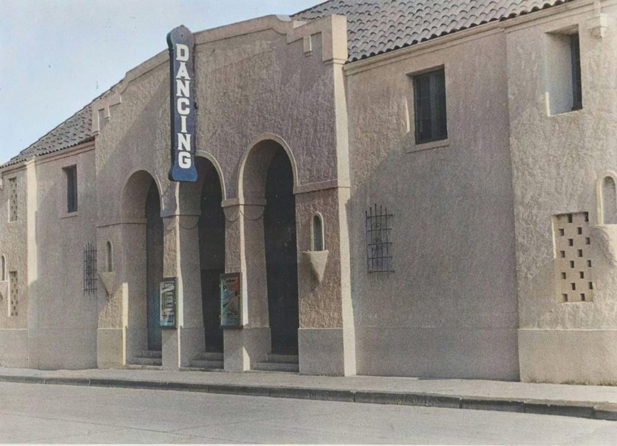 Newport Beach Swings for World Record on April 19 - Image 2