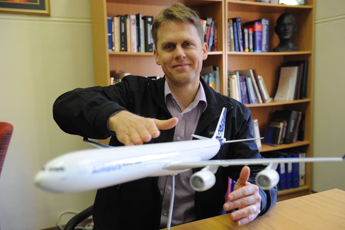 UCT Cracks Code: Hydrogen Fuel Tanks Modeled 40x Faster