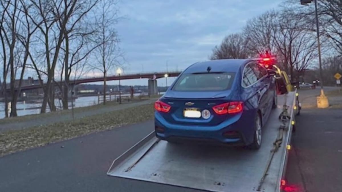 Stranger Named Bill Rescues Woman Stranded in Traffic - Image 2