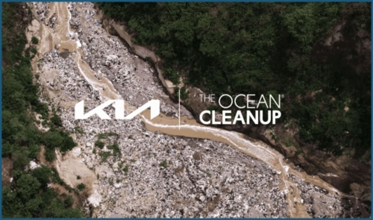 Kia Trucks Speed Up River Cleanup in Guatemala