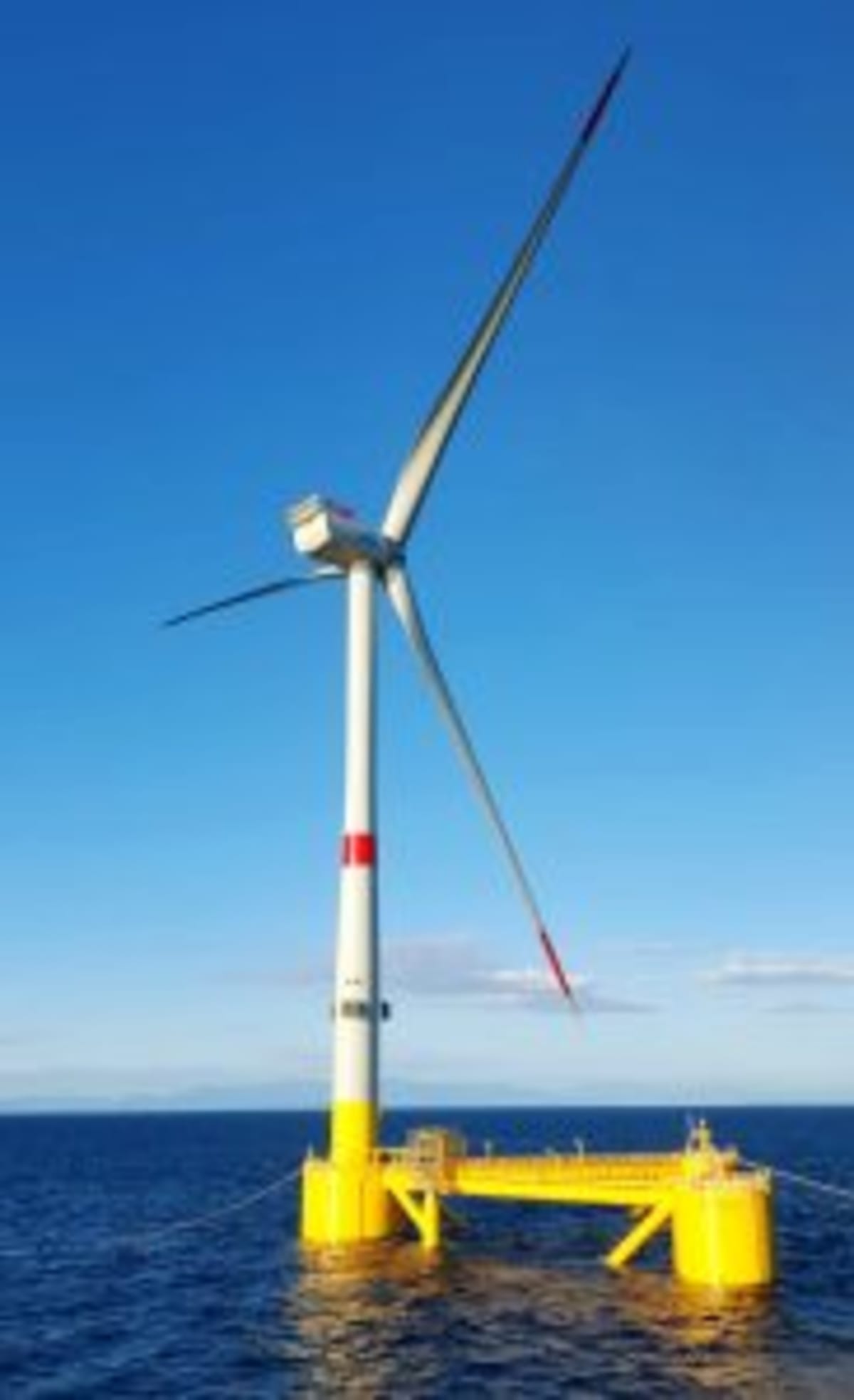 Six Swimmers Complete Wind Farm to Shore Challenge - Image 2