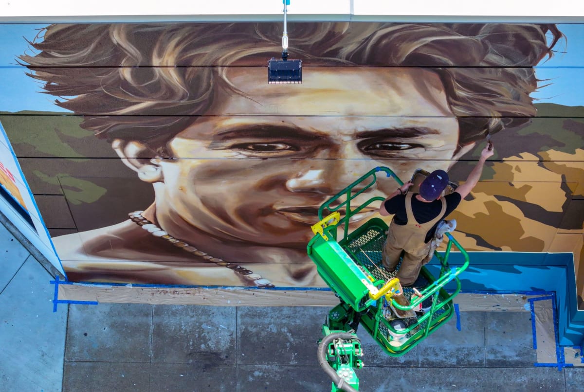Newport Beach Mural Honors Surfing Legend Duke Kahanamoku - Image 3