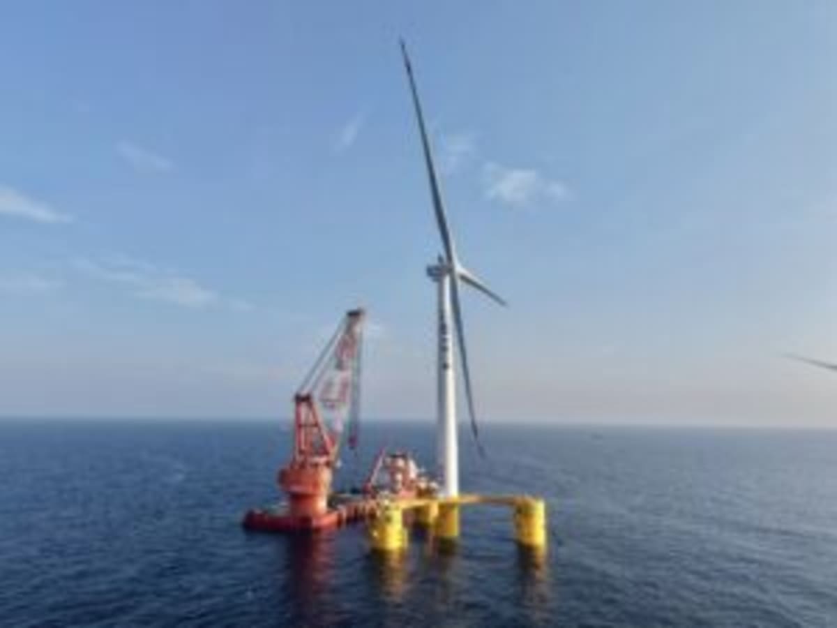 Japan Tests Vertical Wind Turbine to Cut Energy Costs - Image 4