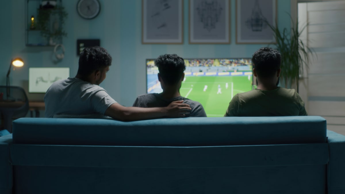 Science Reveals Soccer Fans' Bodies React Like Players