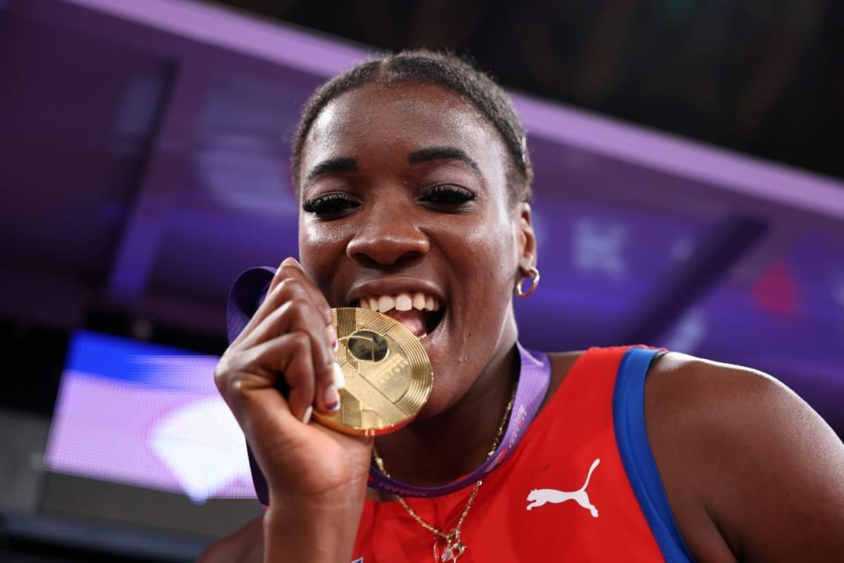 Cuban triple jumper Leyanis Pérez competing at world indoor athletics championship