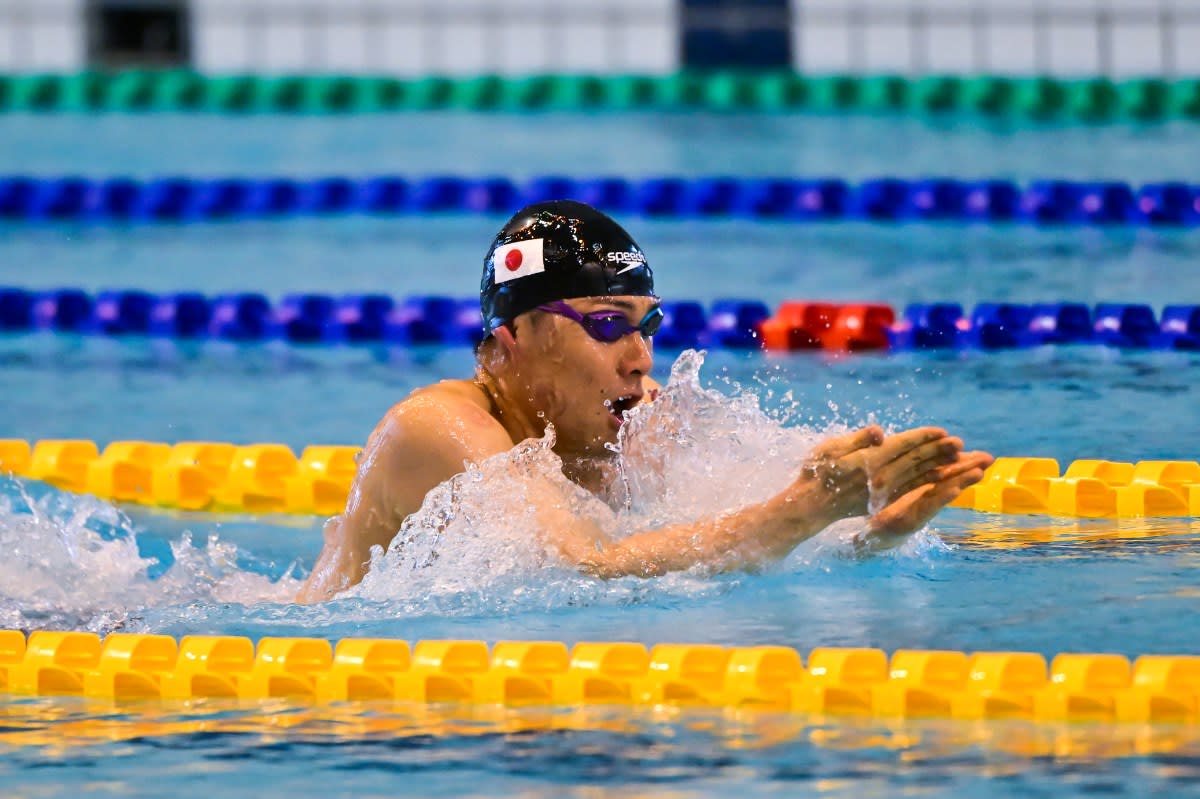 Japanese para swimmer Naohide Yamaguchi racing in pool at Fuji-Shizuoka World Series competition