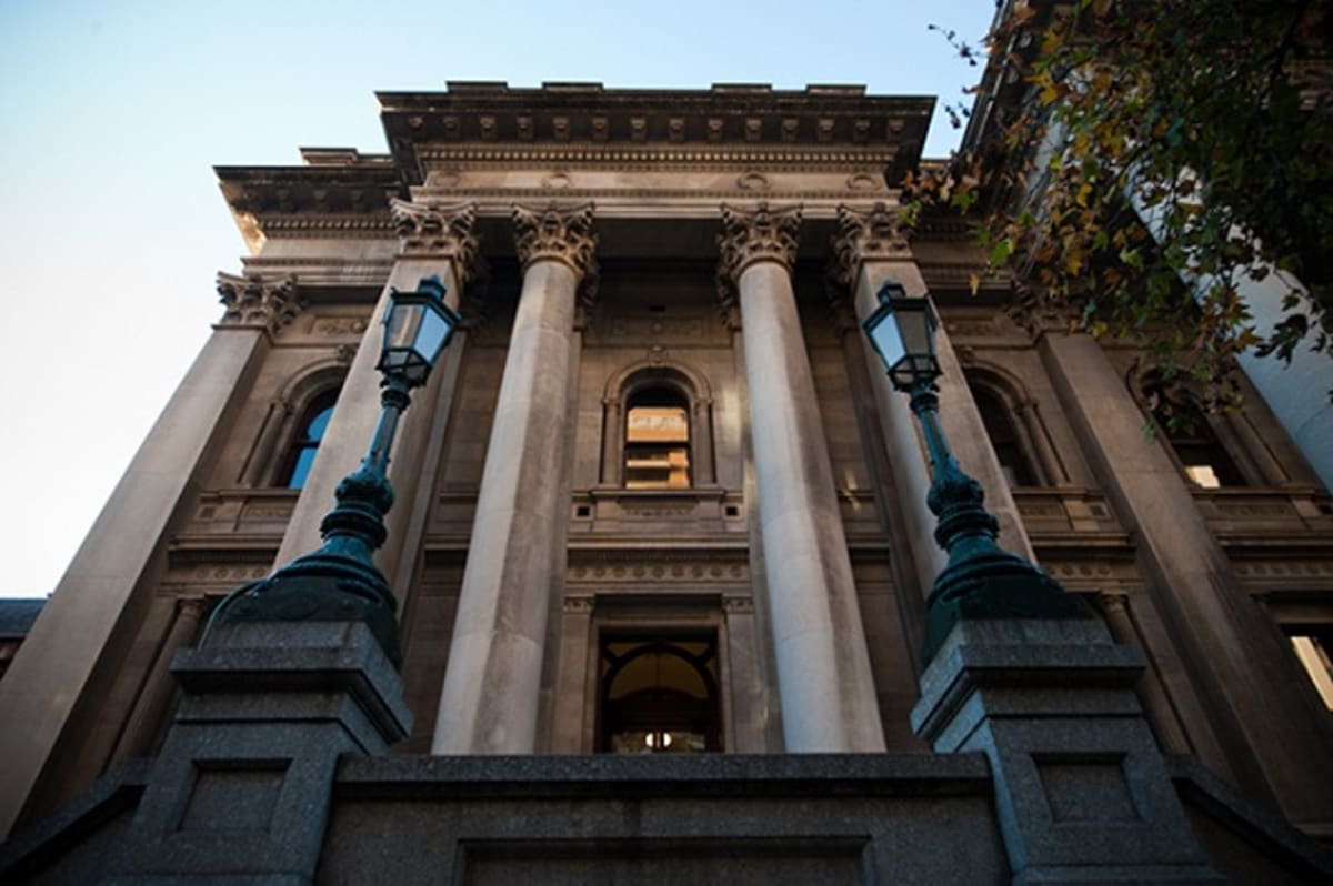 Qantas Opens 400-Job Tech Hub in Adelaide