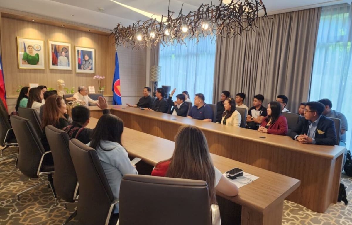 Filipino Young Farmers Learn Agribusiness Tech in Singapore - Image 3