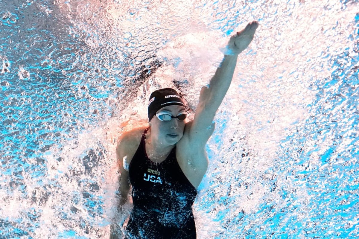 Gretchen Walsh Breaks World Record in 50-Meter Freestyle