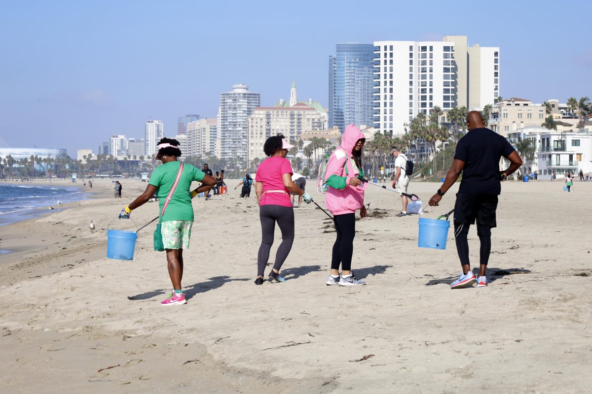 Long Beach Doubles Beach Cleanup Sites for 42nd Year - Image 3