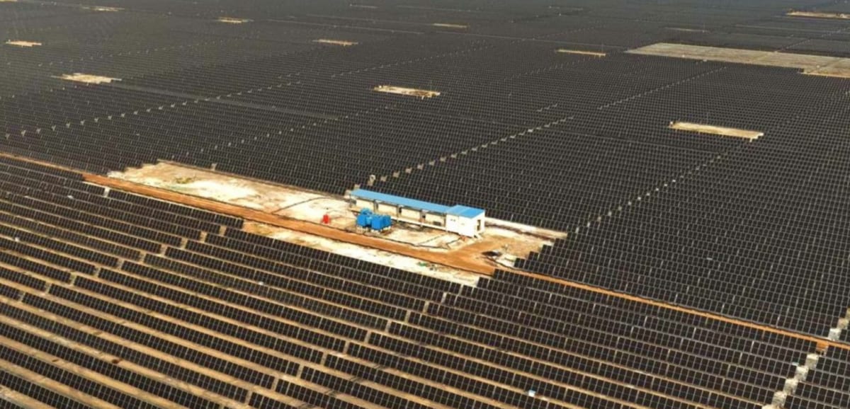 India Installs Record 45 GW of Solar Power in One Year