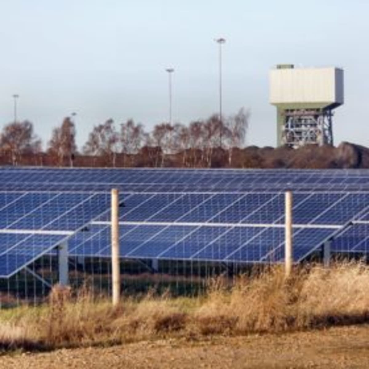 UK Offers Renewable Energy Fixed Pricing to Cut Bills - Image 2