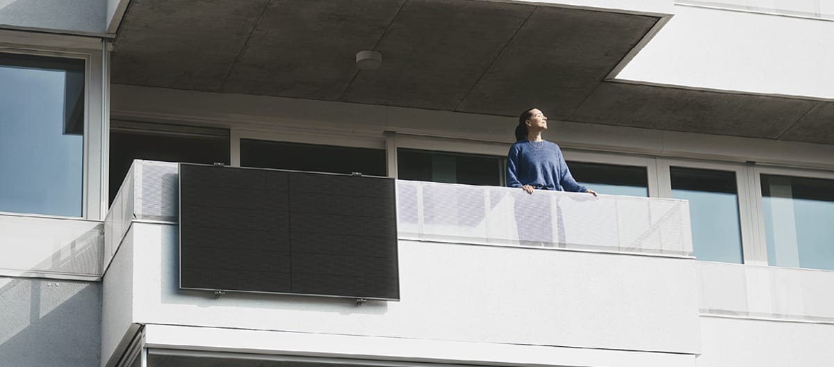Greece Legalizes Balcony Solar Panels for Apartments