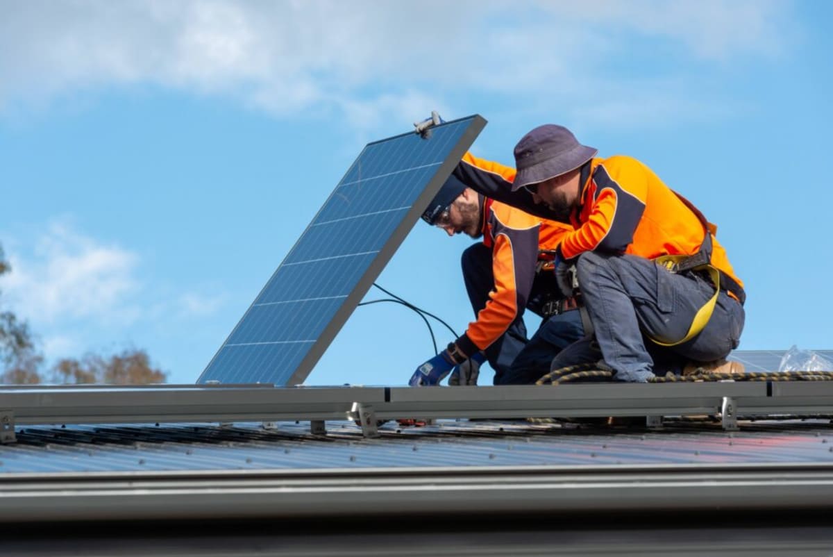 Australia Installs Record 435 MW of Rooftop Solar in April - Image 2