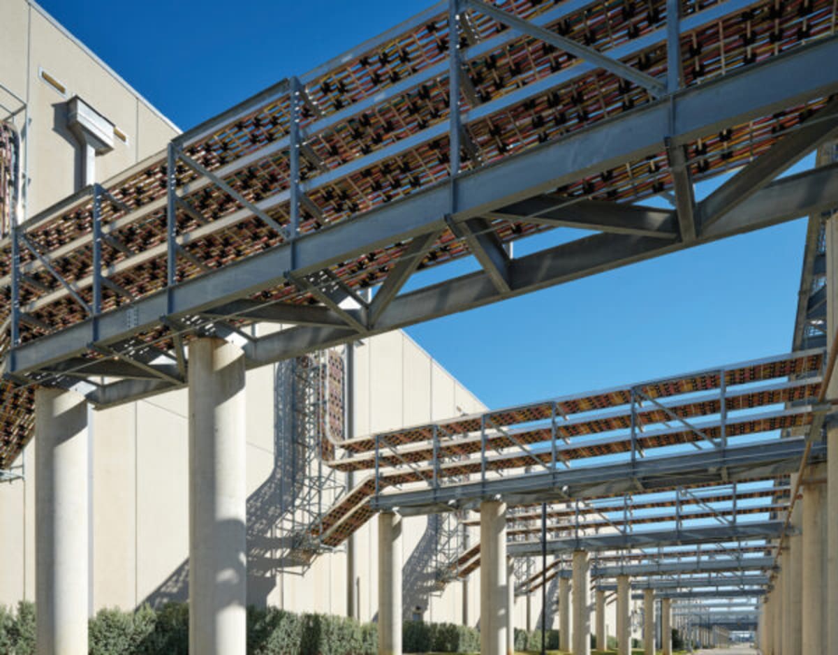 Data Centers Cut Grid Wait Times by 5 Years With Batteries - Image 3