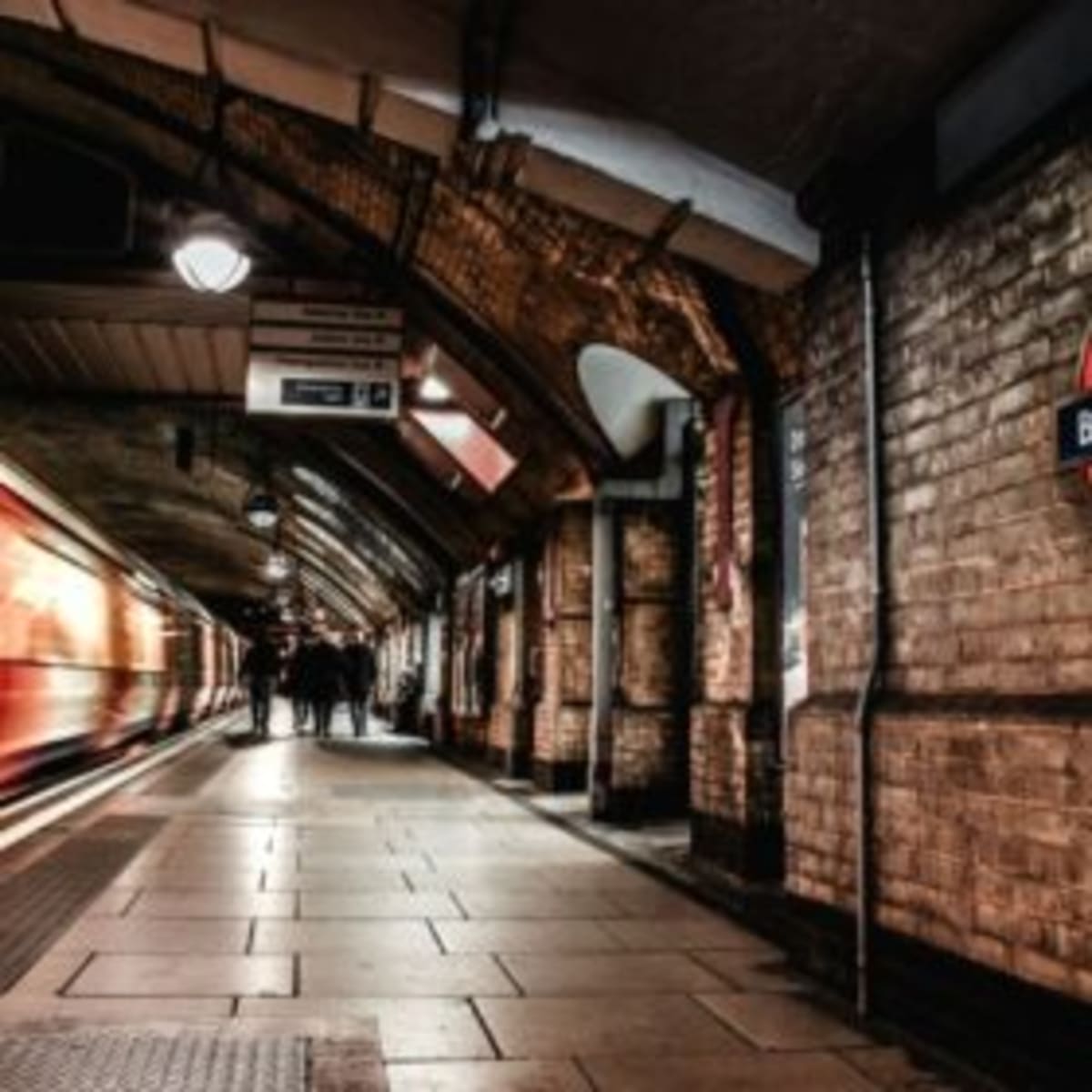 London Underground Goes Solar to Power the Tube - Image 2