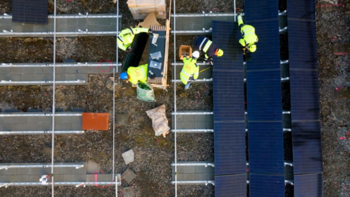 Iceland Tests Solar Batteries to Power EV Charging Hubs - Image 3