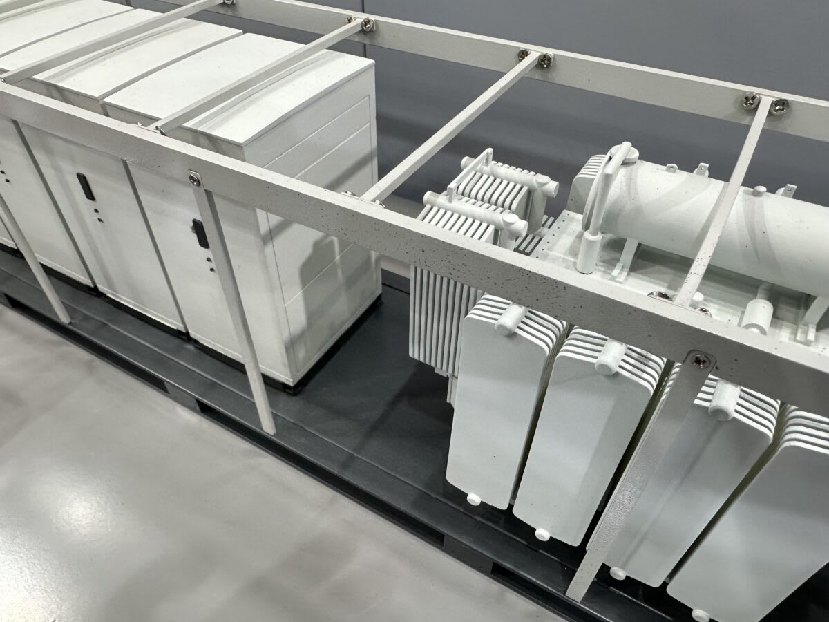 Green Hydrogen Gets $1B+ Boost Across Three Continents