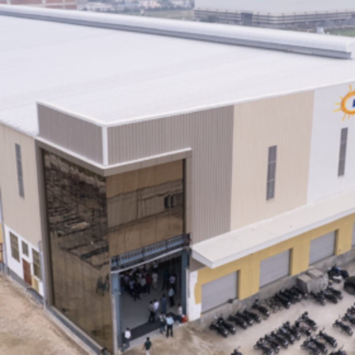 India Opens 800 MW Solar Plant to Power Homes - Image 2