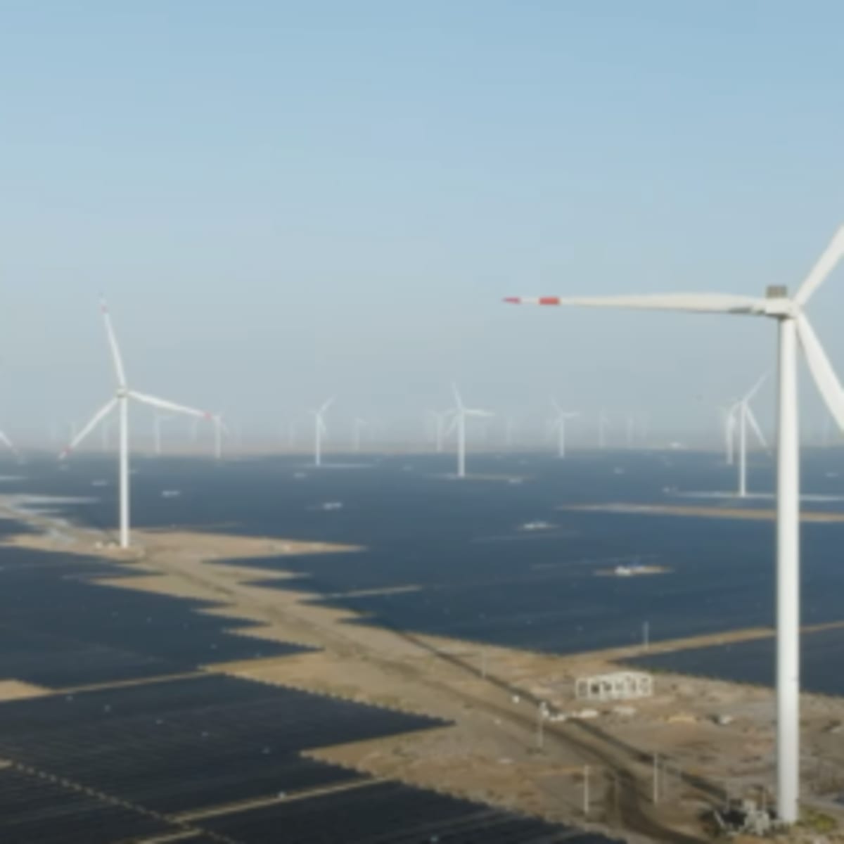 India Powers Up 951 MW of Solar Energy in Two States - Image 2