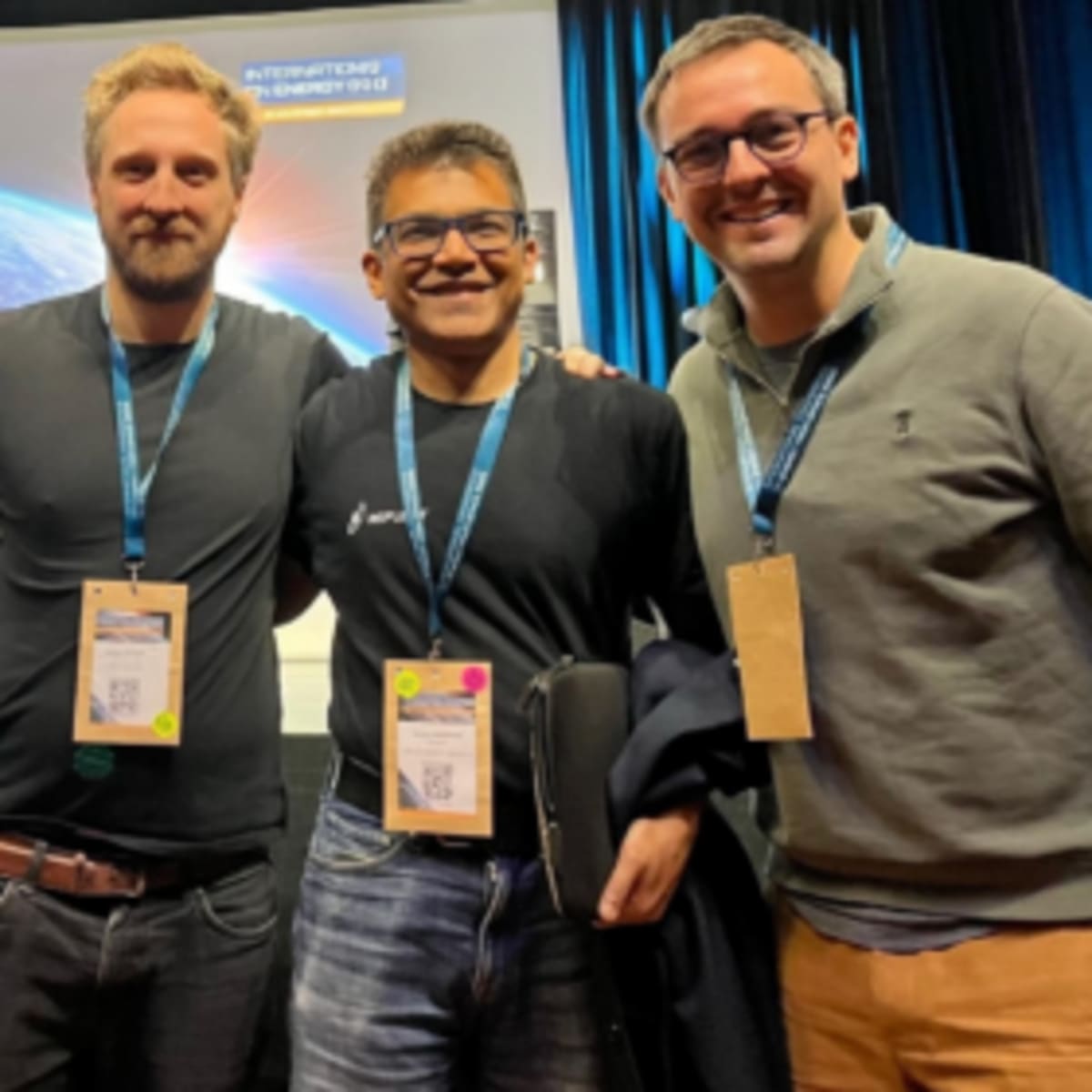 Space Solar Power to Be Tested on 2027 SpaceX Mission - Image 2