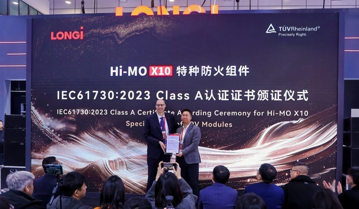 Chinese Solar Panels Now Fireproof, Safer for Rooftops