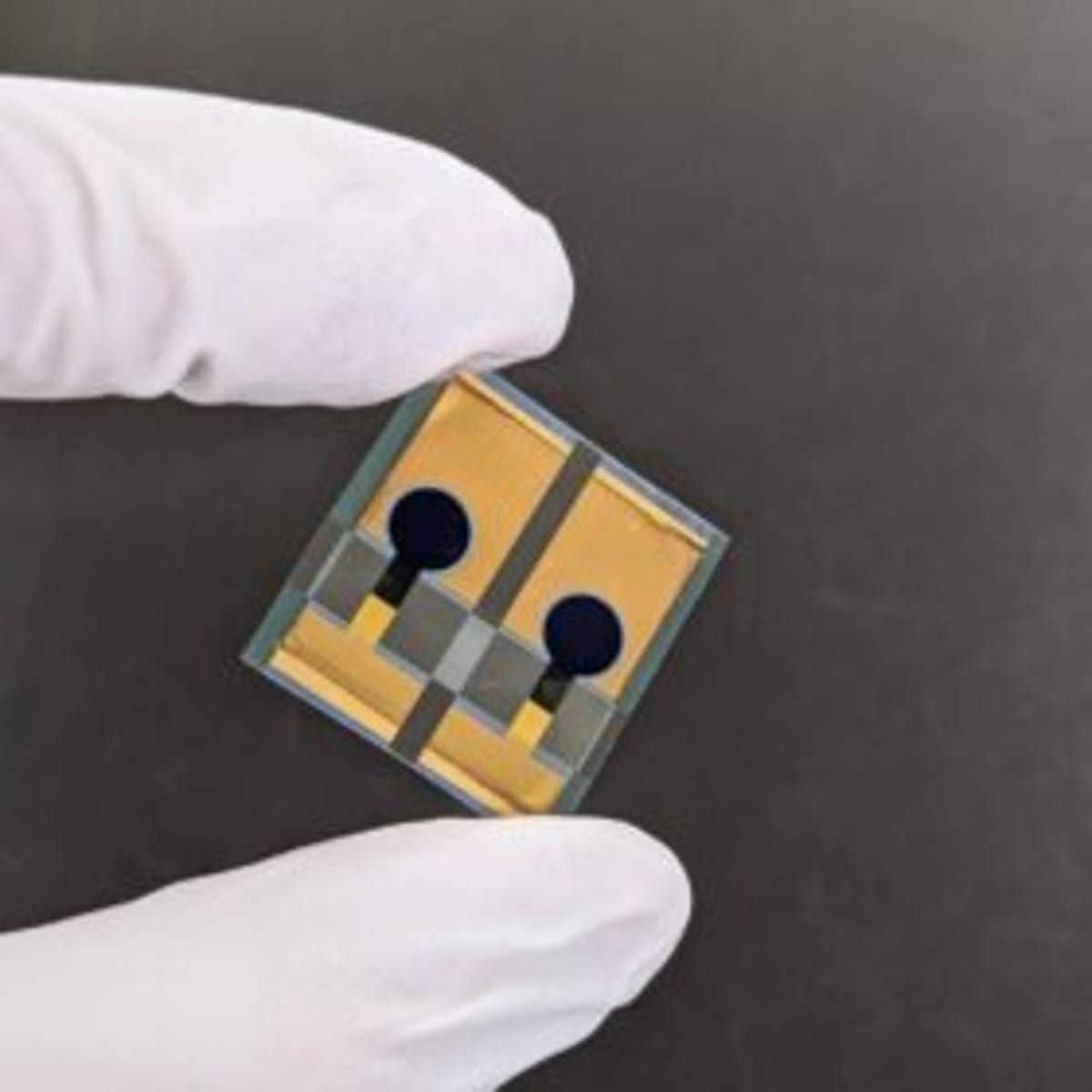 Japanese Scientists Hit 30% Efficiency in Solar Breakthrough - Image 2