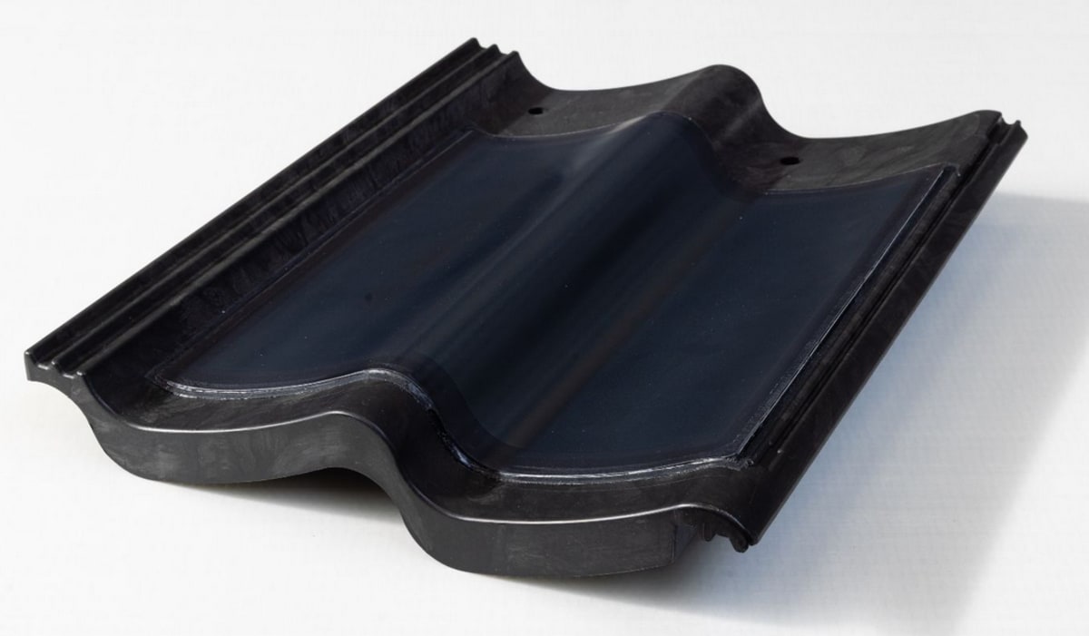 Dutch Scientists Create World's First Solar Roof Tile