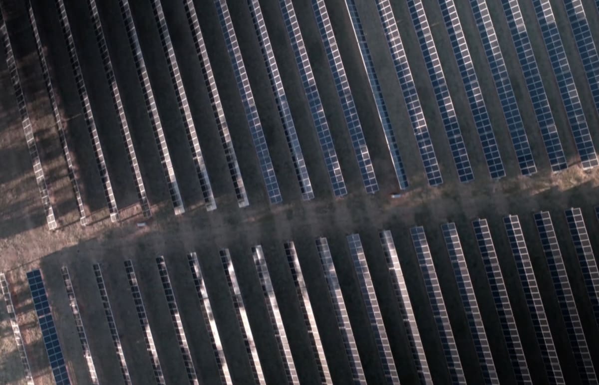 Australia Approves $930M Solar Farm Powering 142K Homes