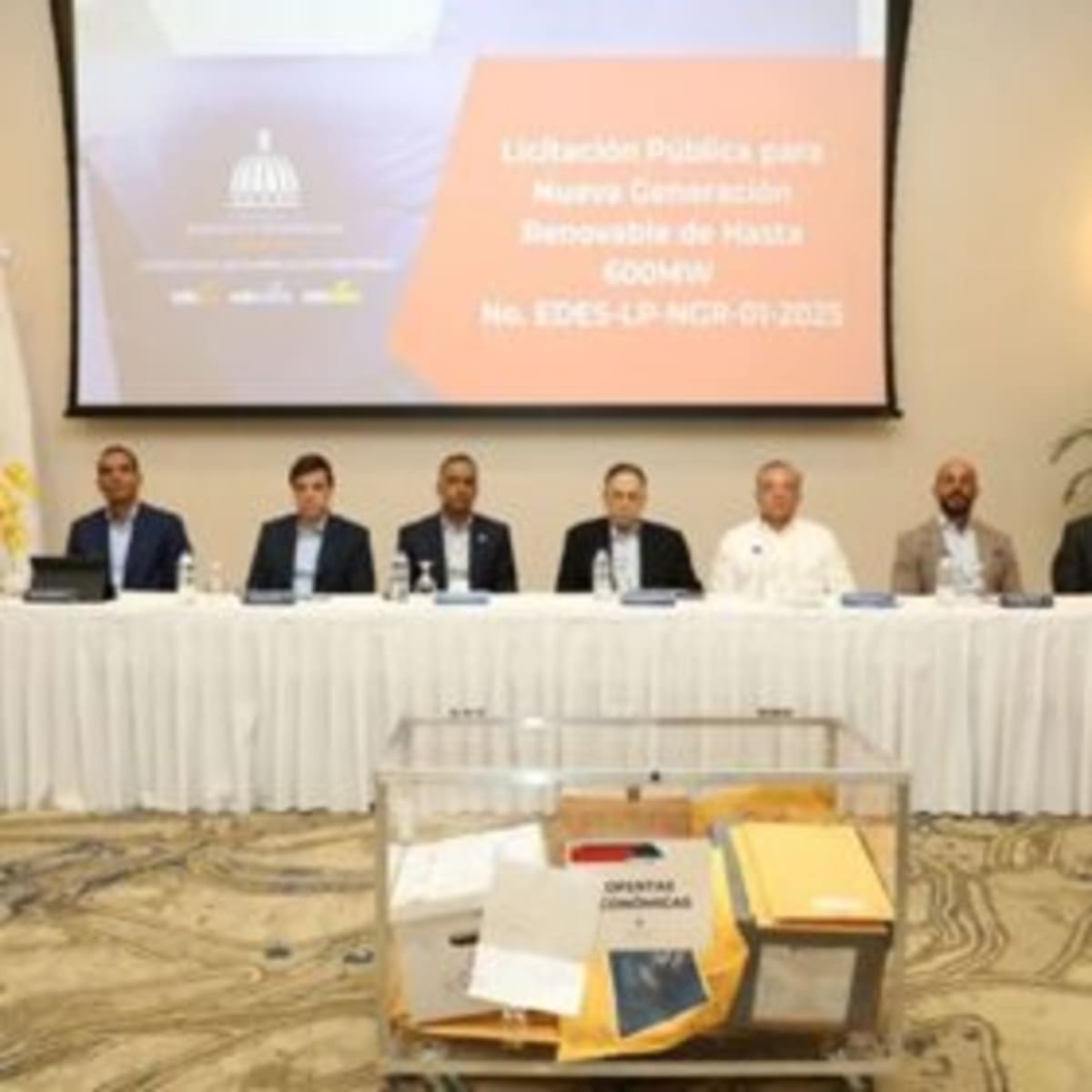 Dominican Republic Adds 600 MW of Solar and Wind Power - Image 2