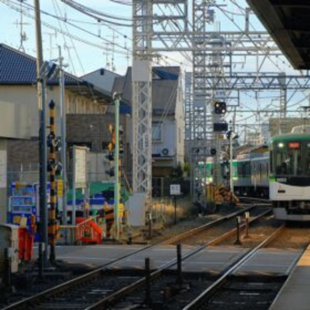 Tokyo Trains Switch to 98 MW of New Solar Power - Image 2