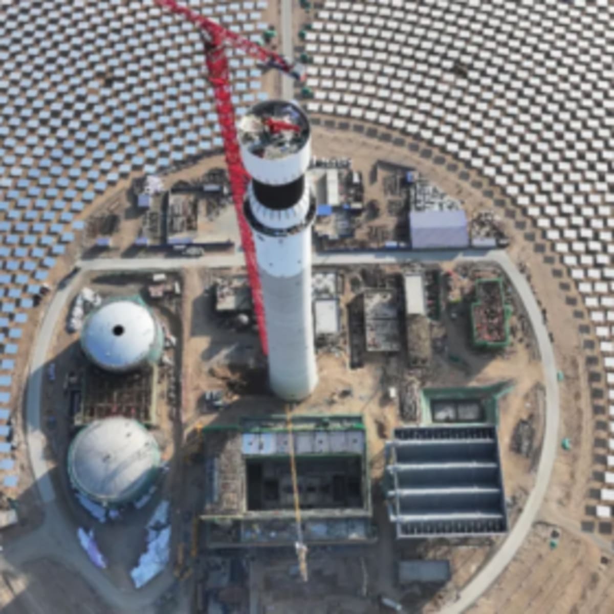 China Breaks Ground on World's Largest Solar-Storage Plant - Image 2