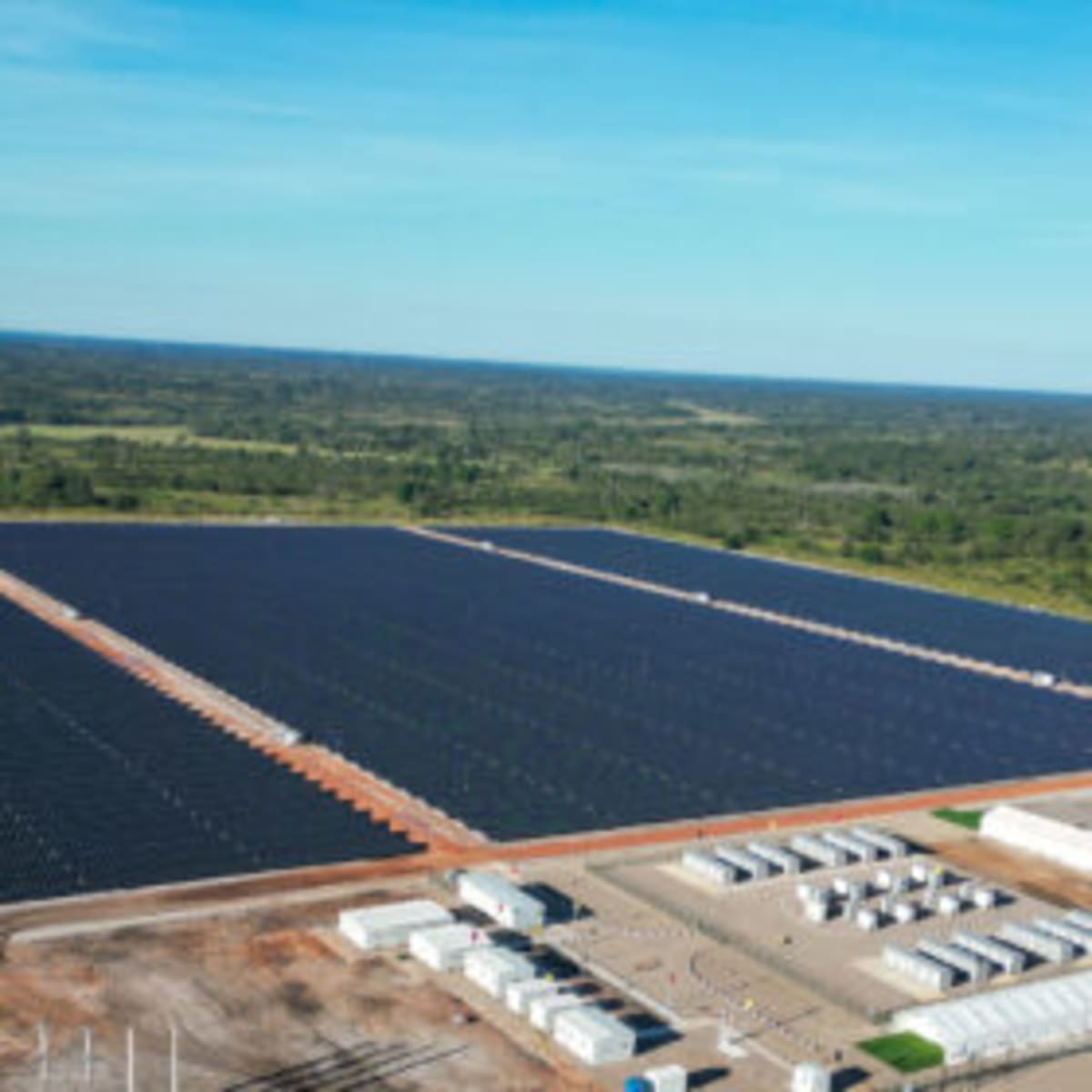 Angola Powers 90,000 People With Africa's Largest Solar Park - Image 2