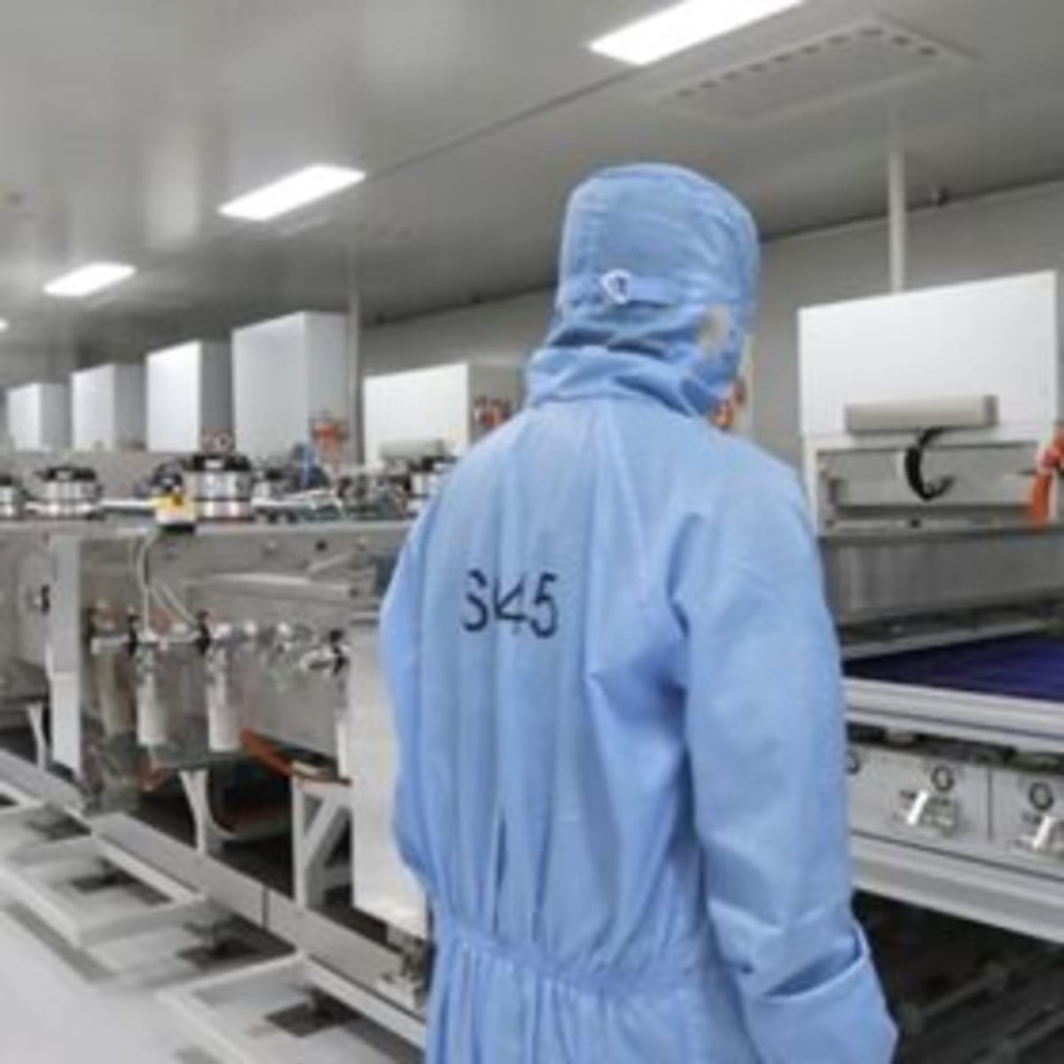 Solar Panel Efficiency Hits Record 28.2% in China - Image 2