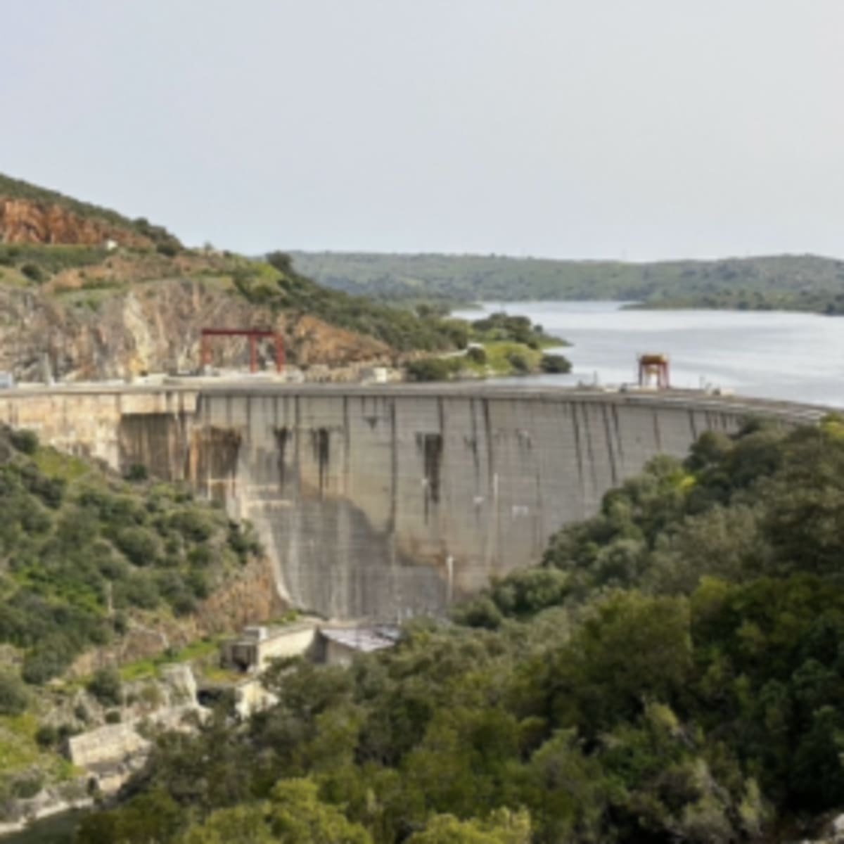Spain's Giant 'Water Battery' Now Powers 60,000 Homes - Image 2