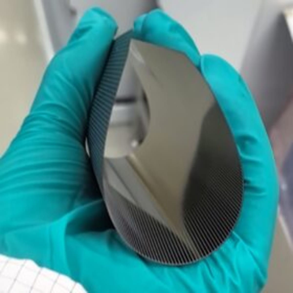 Singapore Creates Ultra-Thin Solar Cell at 19.7% Efficiency - Image 2