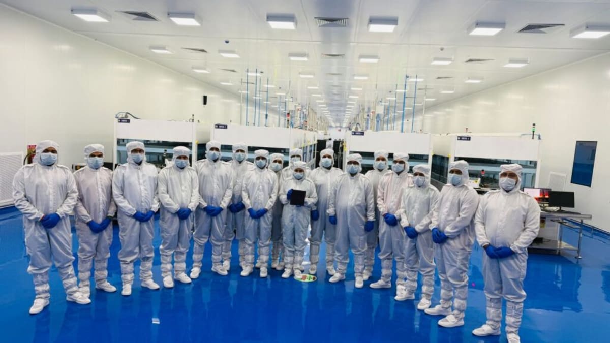 India's Solar Push: 1.25 GW Clean Energy Factory Goes Live - Image 3