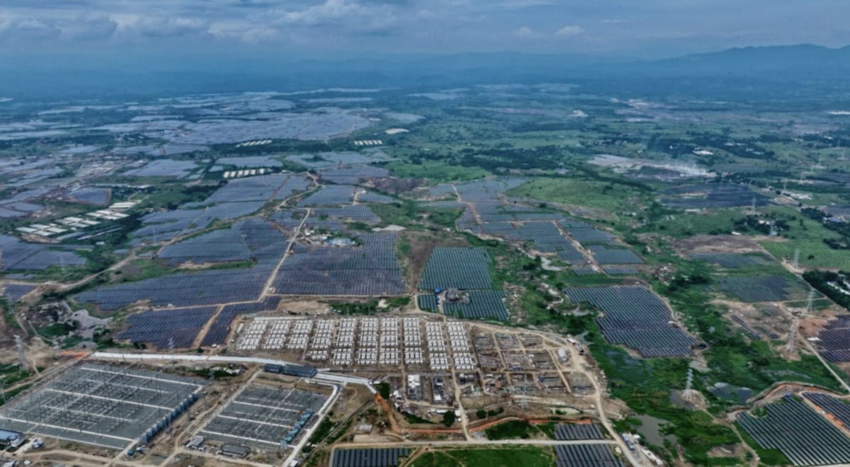 Philippines Opens One of World's Largest Solar Farms - Image 3