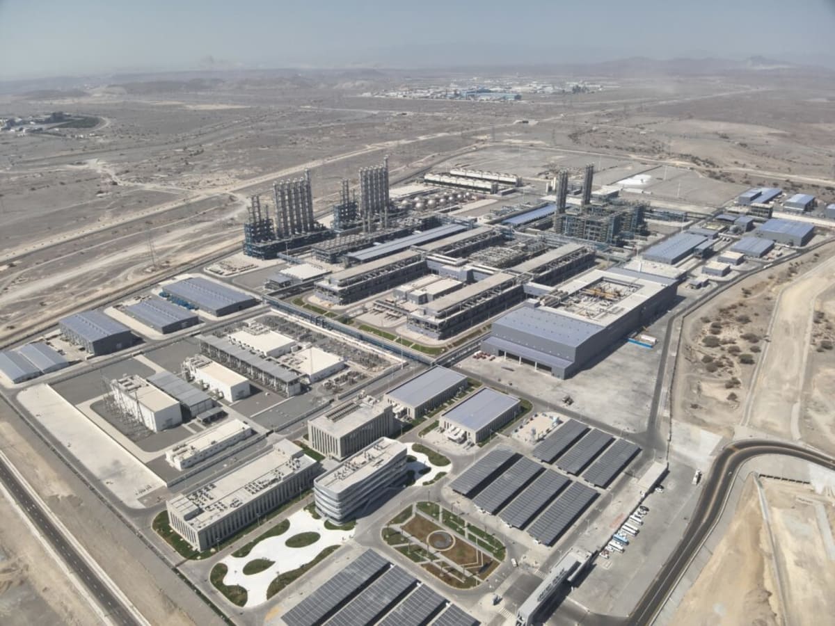 Oman's $1.6B Solar Factory Opens to Challenge China - Image 3