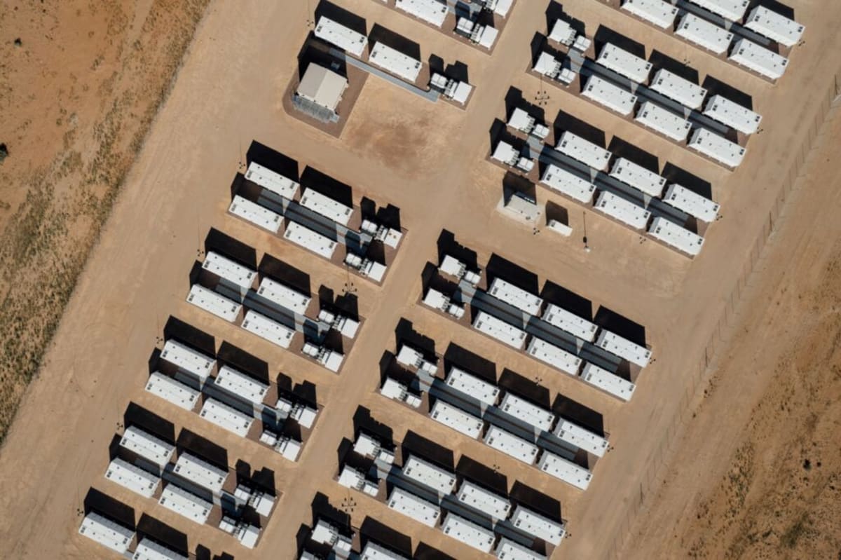 Africa's Largest Solar Farm Powers Up in Egypt - Image 3