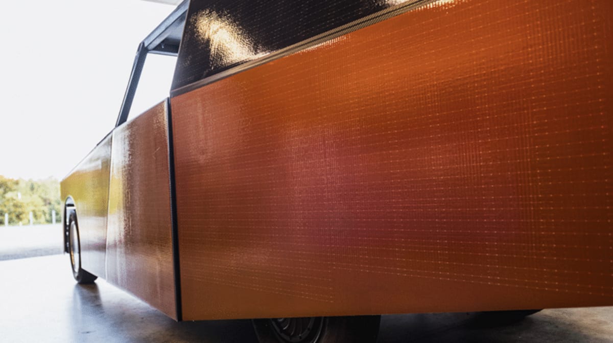 Students Build Solar Car That Makes More Energy Than It Uses - Image 4
