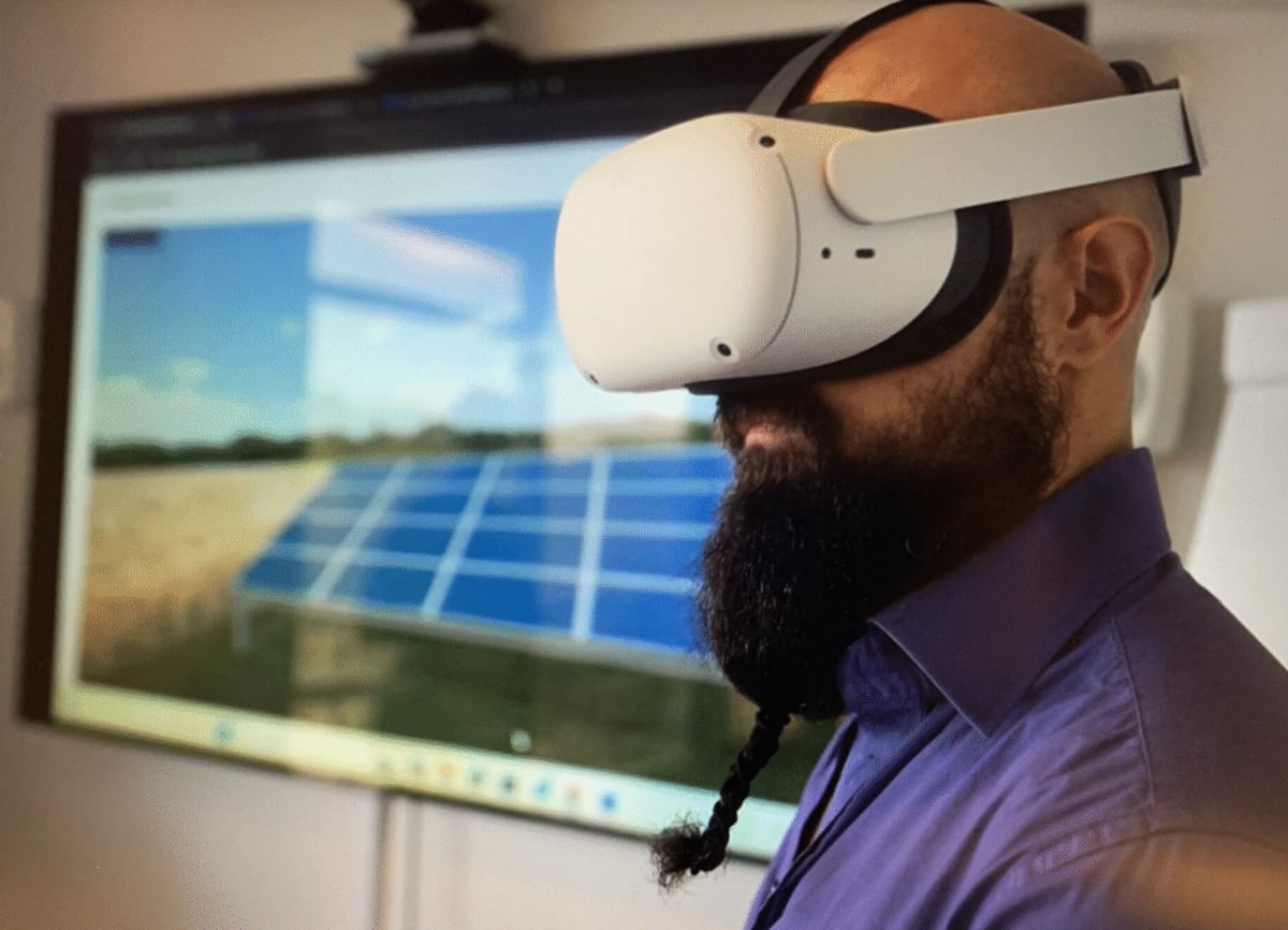 VR Helps People See Solar Farms Work With Agriculture - Image 3