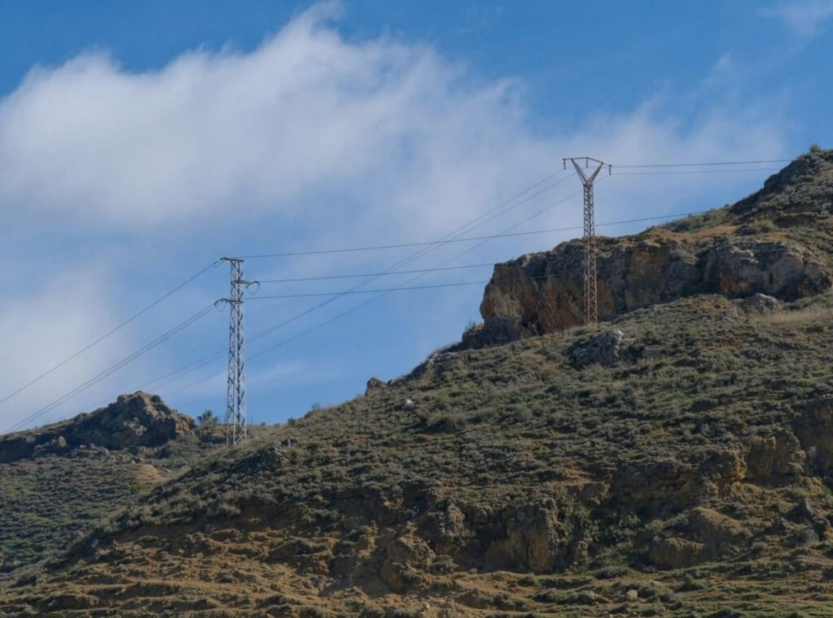 Spain's Solar Power Hits Record 28% of Grid for 4 Months - Image 3