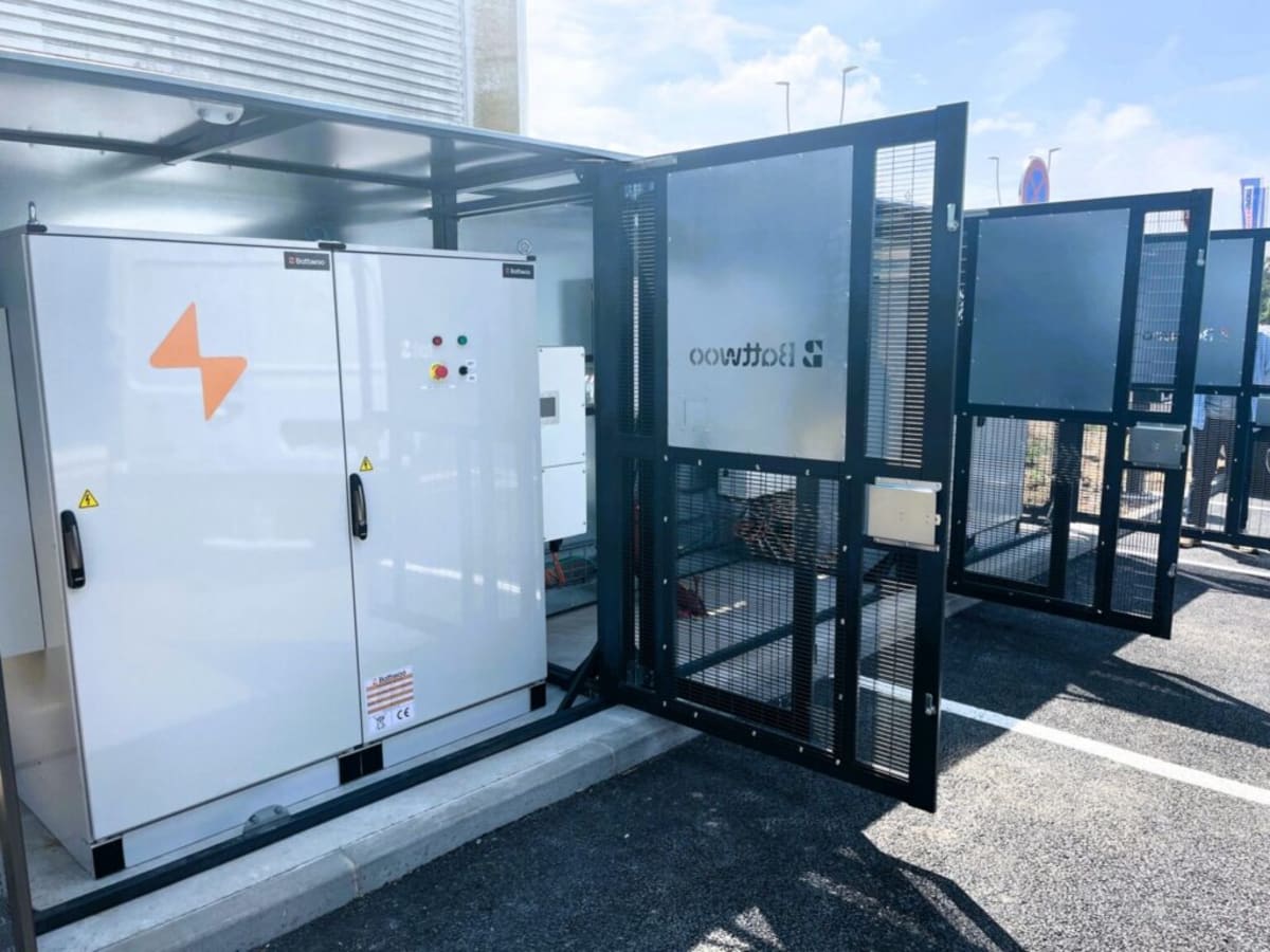 French Startup Gives Old EV Batteries a Second Life - Image 3