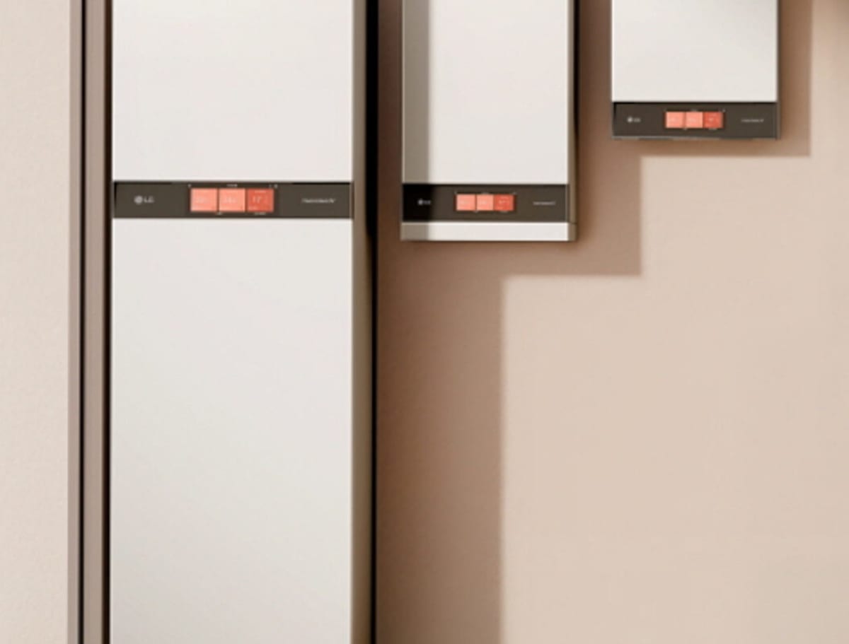 $1B Solar Fraud Ends: Lawyer Gets 11 Years in Prison - Image 3