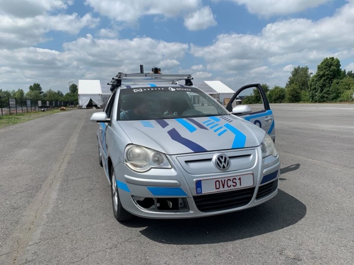 Team Builds Electric Car from Mismatched Parts Using $50 PC