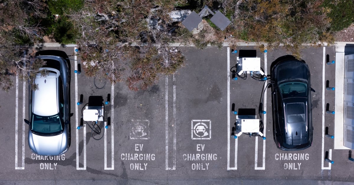 Gas Prices Jump 40%, Americans Search EVs at Record Highs